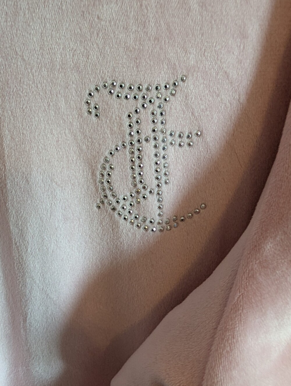 Juicy Couture Light Pink Robe with Rhinestone Logo On Front & Back - Picture 5 of 8